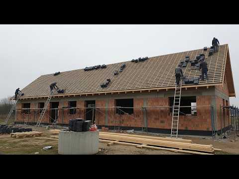This man is building a $3 million mansion with a budget of only $25,000!