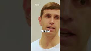 Messi’s emotional family message to Emi Martinez 🥲 #shorts