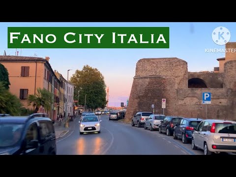 Uma serata na cidade de Fano | Uma noite na cidade de Fano Itália / #4K Drive na Itália