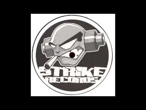 Traffik -  Eco Trauma (Moleculez Remix)