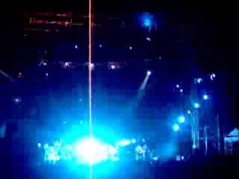 Concierto de Shakira en Cali 2006: Piez Descalzos