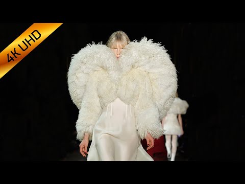 Alexander McQueen | Fall Winter 2025/2026 | Paris Fashion Week