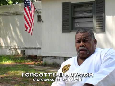 Vic Moore on racism in martial arts, Puerto Rican fighter Louis Delgado, Thomas Lapuppet