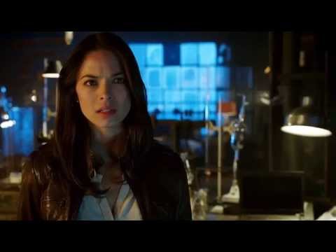 Beauty and the Beast 1x01 ||  Vincent & Catherine meet for the first time