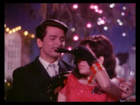 Poster aao huzoor tum ko lyrics – asha bhosle