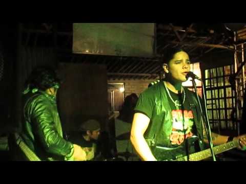 SHERMAN ROCK )))ANOCHE ME DESVELE EN VIVO(((