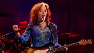 Bonnie Raitt - Spit Of Love - Newark 07-06-2017