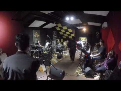 Ceritera Cinta - Lah Ahmad & The Gentlemen feat Aisha Retno ( studio rehearsal)