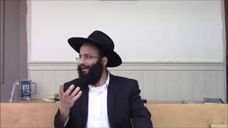 לעבור בין שתי נשים, מים בכלי מתכות