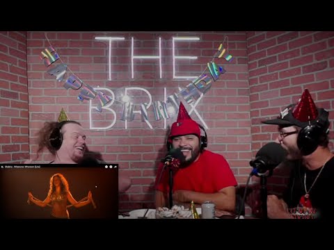 Lit Up AV Reactions: Shakira - Whenever, Wherever (Live)