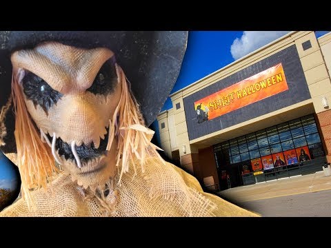 SPIRIT HALLOWEEN 2019 inside ABANDONED BED BATH & BEYOND - Elyria Ohio