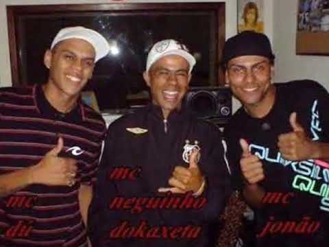 MC NEGUINHO DO CAXETA E MC DU - É O COMANDO (AO VIVO)