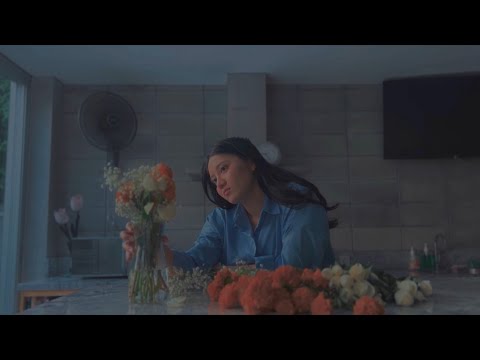 Mutiarachmi Menuju Arah yang Sama (Official Lyric Video)