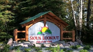 preview picture of video 'CN 2840 at Sioux Lookout (27SEP2014)'