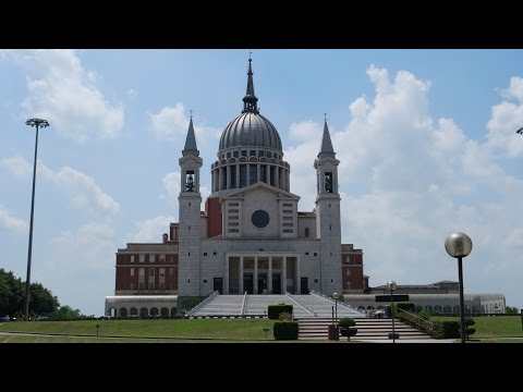 Colle Don Bosco, Basilica di San Giovanni Bosco