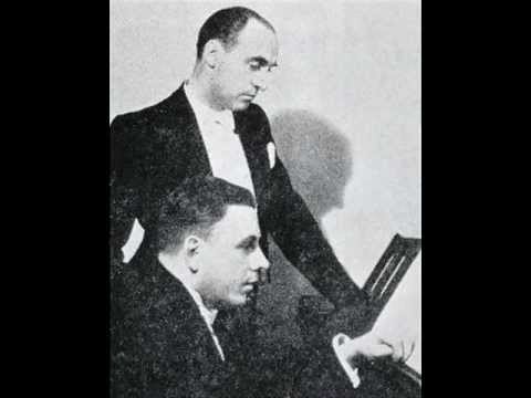 Pierre Bernac sings "Jardin nocturne"