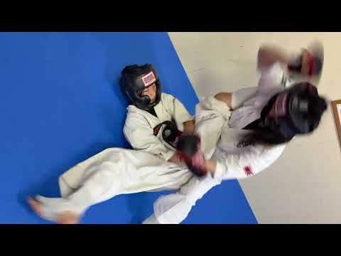 女子MMAスパーリング３