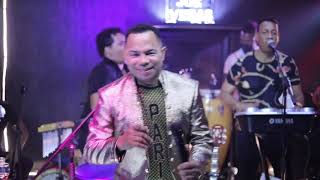 Que Se Mueran De Envidia Lyrics English Translation