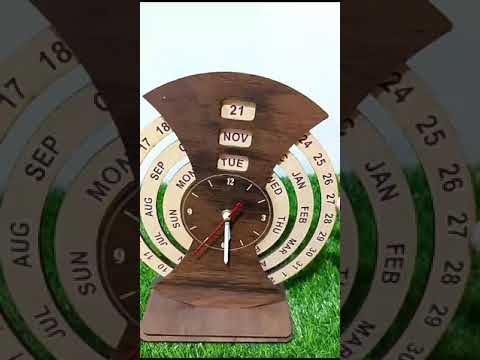 Brown digital printed wooden round perpetual wall calendar
