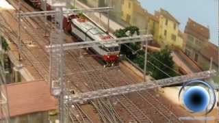 preview picture of video 'Railway modelling - Plastico Mastodonte dei Giovi 2012'