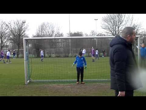 Strafschoppen FC Abcoude F1 - Purmersteijn F1 (za. 22 feb. 2014)
