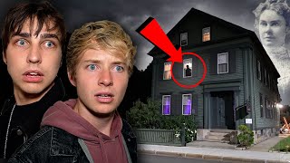 Overnight in Axe Murderer&#39;s House (Lizzie Borden Hauntings)