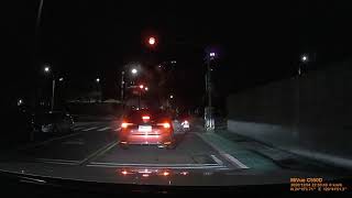 [討論] 這該怎麼提醒前車?