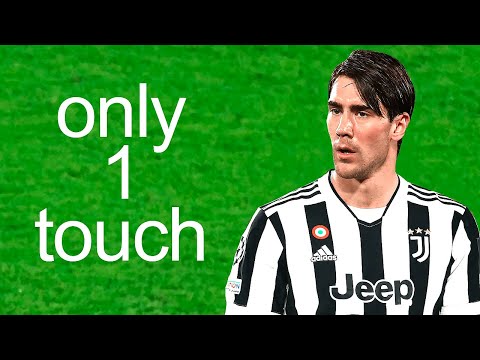 Dusan Vlahovic only needs 1 touch to score...