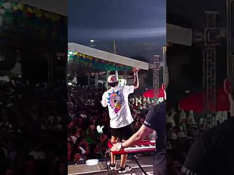 #tbt Matheus Felipe cantou no "Bode na Rua" no município de Gurjão no dia 26/07 no Cariri Paraibano