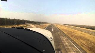 preview picture of video 'EDCY Spremberg Welzow Landing Rwy 03 in a Grumman Cheetah AA5A'