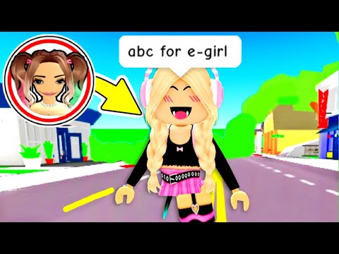 pretending to be a slender girl in ROBLOX BROOKHAVEN RP! 