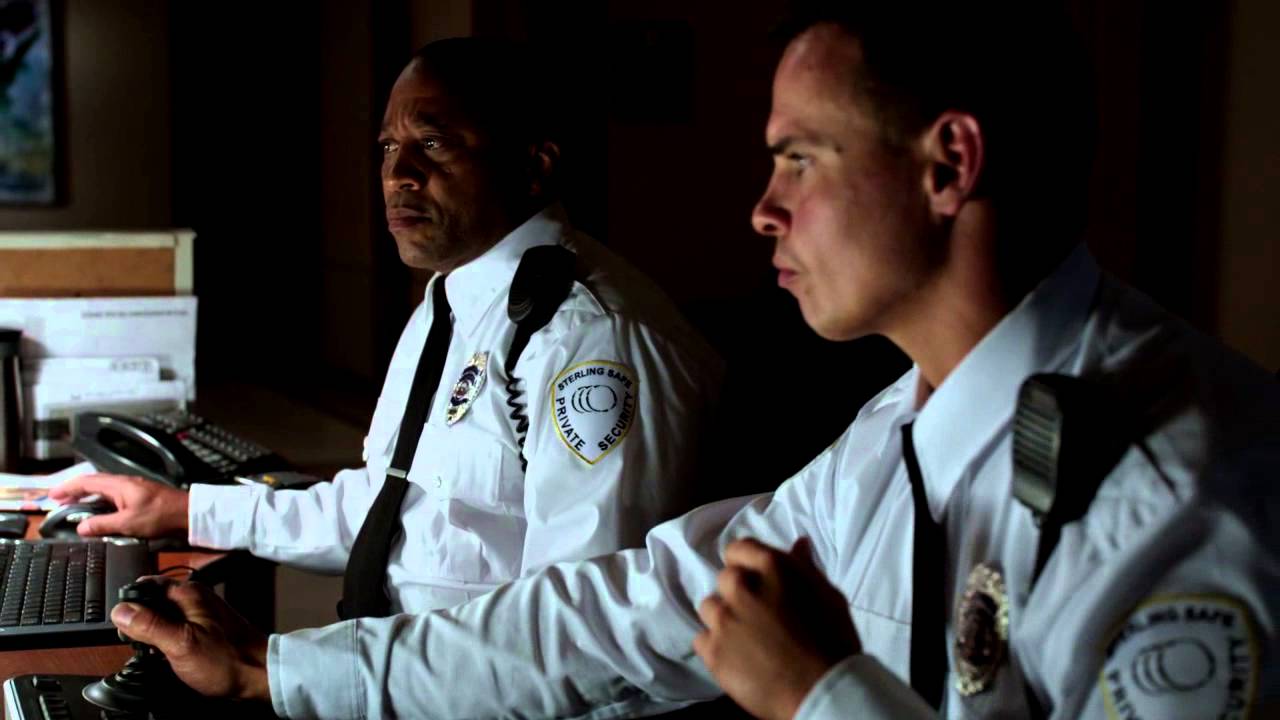 Banshee Season 3: Episode #4 Clip – Job and Sugar Break into Sterling (Cinemax)