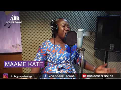 Maame Kate - Yeda W'ase (Live)