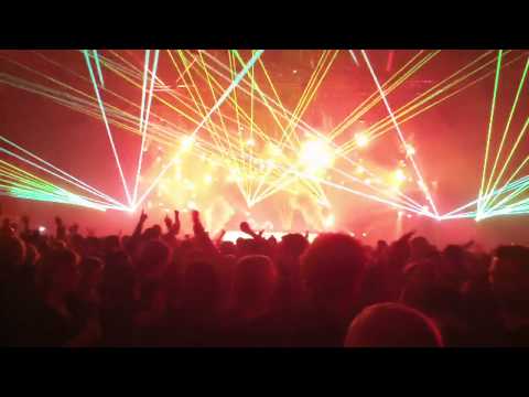 DJ KICKEN VS MC-Q- ALCOHOLIC PARTY @ 90S FOREVER 2013 MECC MAASTRICHT