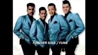 Living in the footsteps of anotha man /  THE CHI LITES