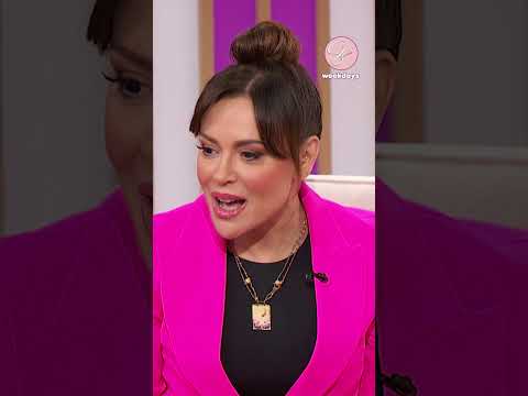 Alyssa Milano Dazzles in “Chicago” on Broadway | Sherri Shepherd