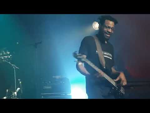 YANISS ODUA & ARTIKAL BAND "J'ai la Rage" 02 Mars 2023