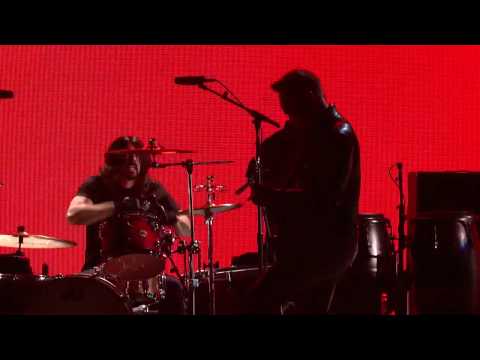 NIN, QOTSA, Dave Grohl y Lindsey Buckingham - Copy Of A / My God Is The Sun : Ensayos GRAMMYS 2014