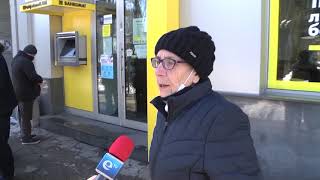 Опасни ледени висулки дебнат минувачите в центъра на Хасково