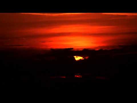 Loop Schrauber - IFEELOKAY (Official HD Video)