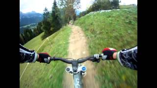 preview picture of video 'Leogand bikepark full Freeride downhill mountain bike mtb 2012 (and zau[:ber:]g)'