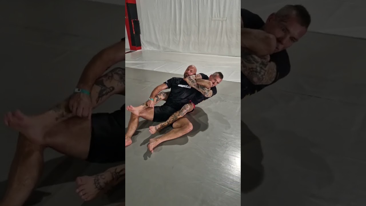 Bicep slicer (Bicep crush or Bicep lock)