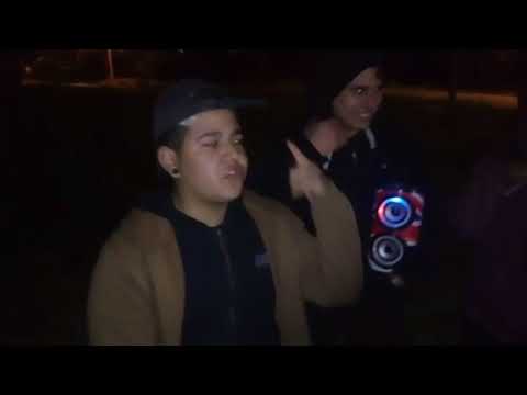 GOLDILLO VS AKAPHIA - TOBOGAN FREE