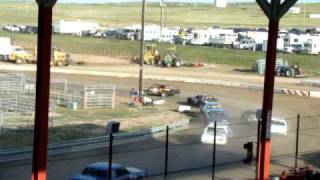 preview picture of video 'El paso county Speedway heat 1 July 18 2009'