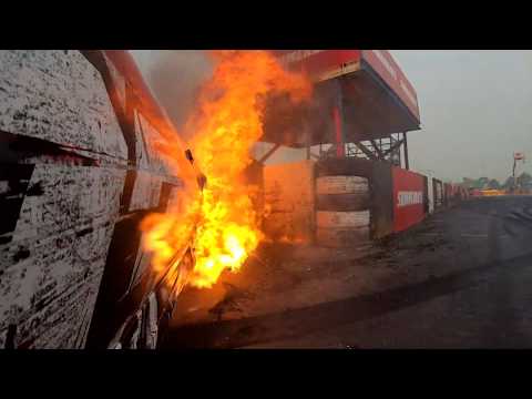 Summernats 33 last chance Burnout Masters Wild Card Shootout