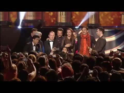 download lagu mp3 mp4 2014 Iifa Awards Winners, download lagu 2014 Iifa Awards Winners gratis, unduh video klip 2014 Iifa Awards Winners