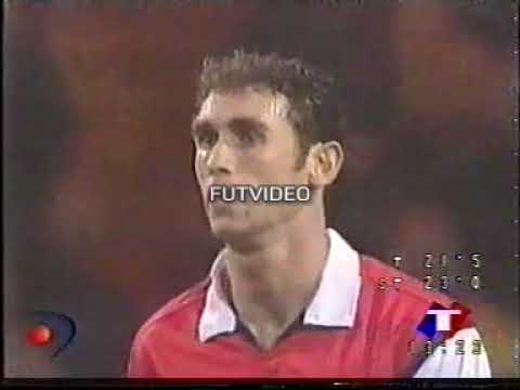 1999 (Ch. L.9 Fiorentina (Italia):  vs Arsenal (Inglaterra):  (Batistuta)
