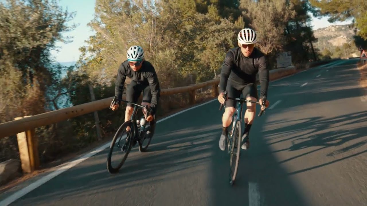 Road Bike Full Carbon Shimano 105 Di2