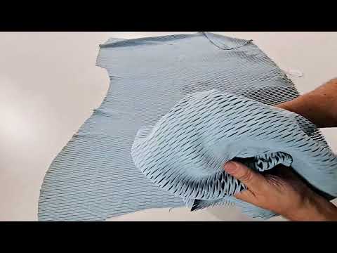 BLUE PERFORATE  COWSPLIT 513