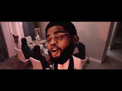 AP GREG - THNKSGVNG ON US